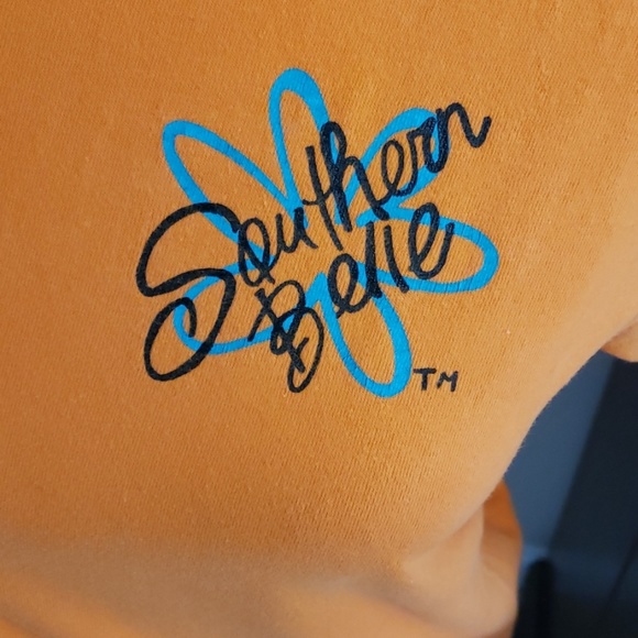 Southern Belle T-Shirt - Picture 2 of 3